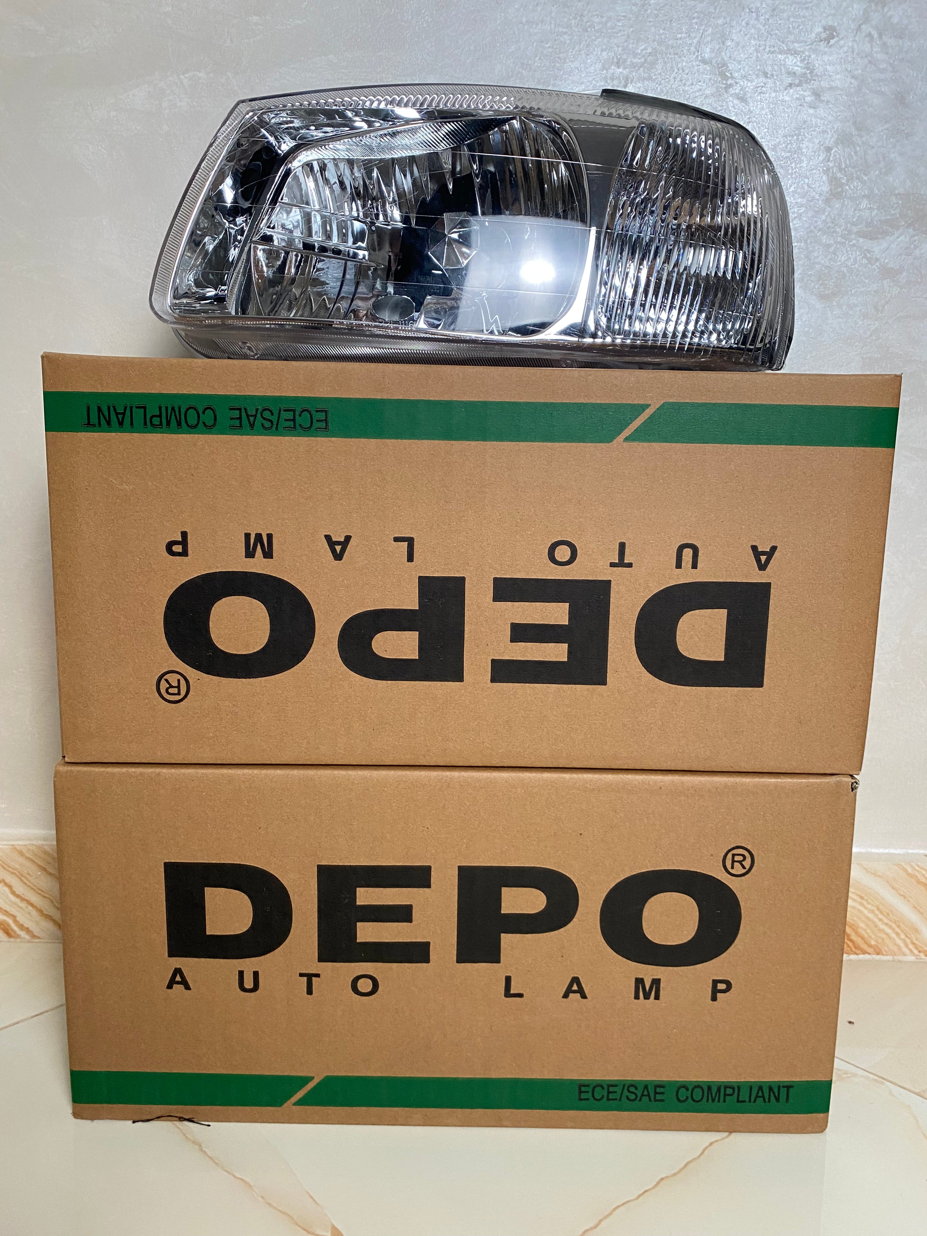 2 phare Hyundai Accent